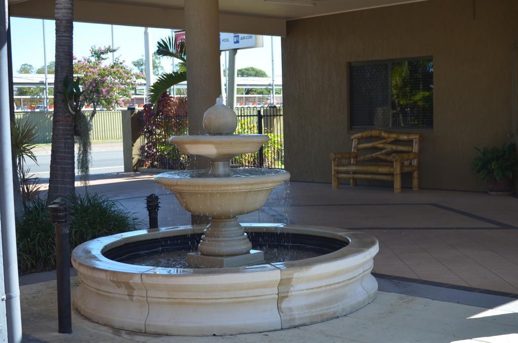 Rockhampton Palms Motor Inn エクステリア 写真