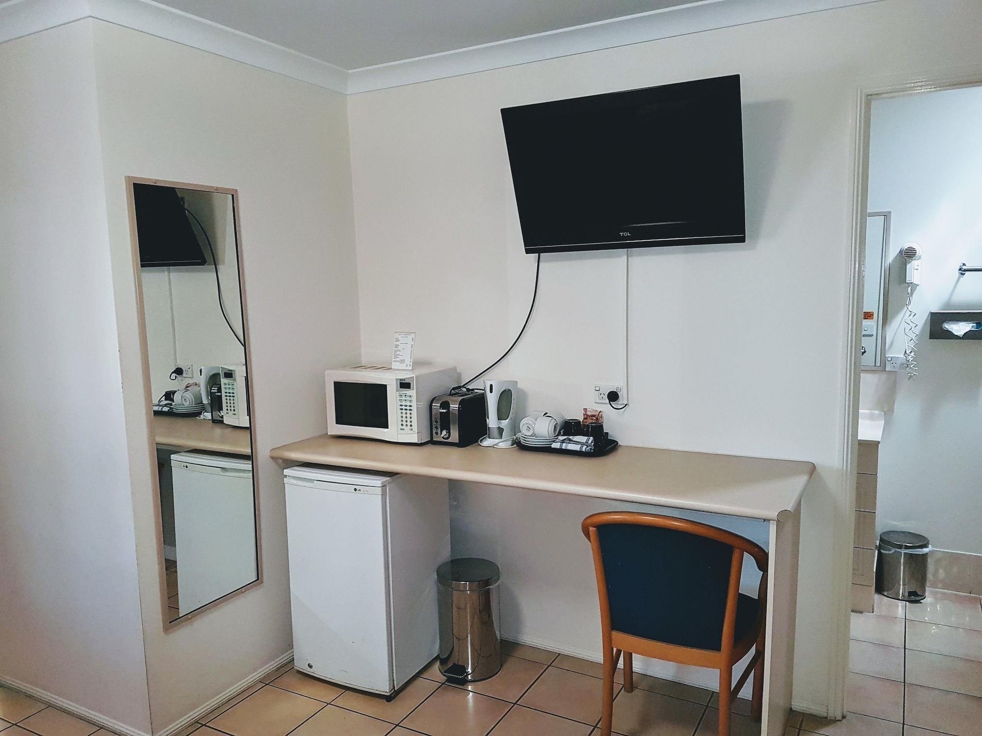 Rockhampton Palms Motor Inn エクステリア 写真