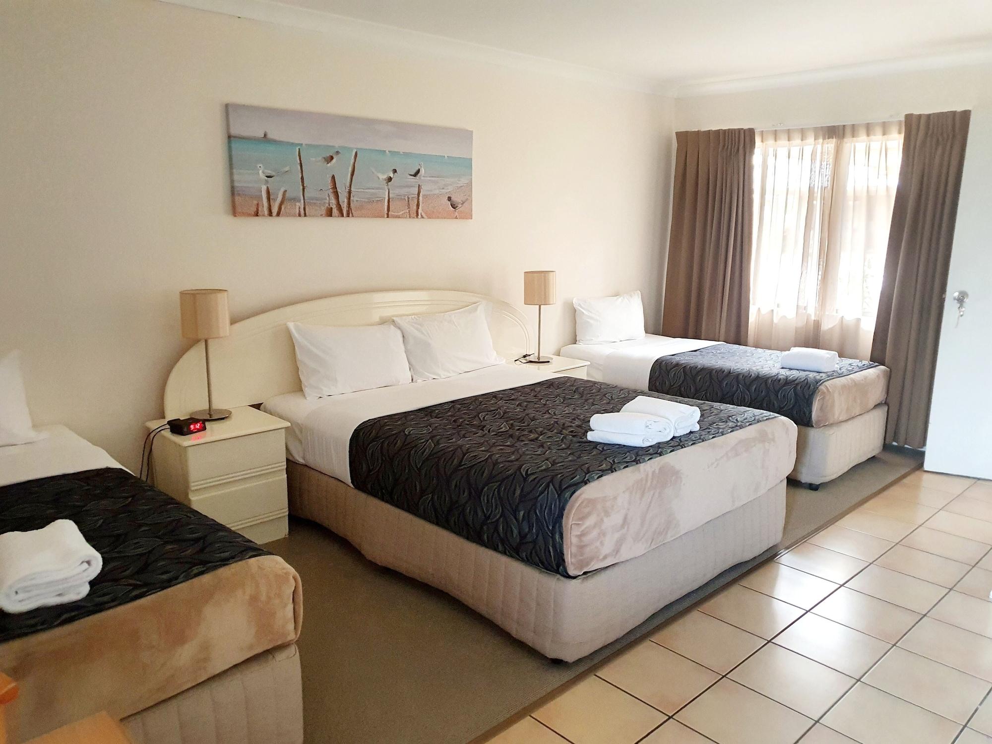 Rockhampton Palms Motor Inn エクステリア 写真