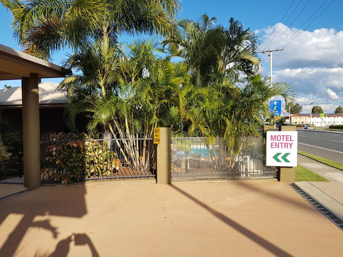 Rockhampton Palms Motor Inn エクステリア 写真