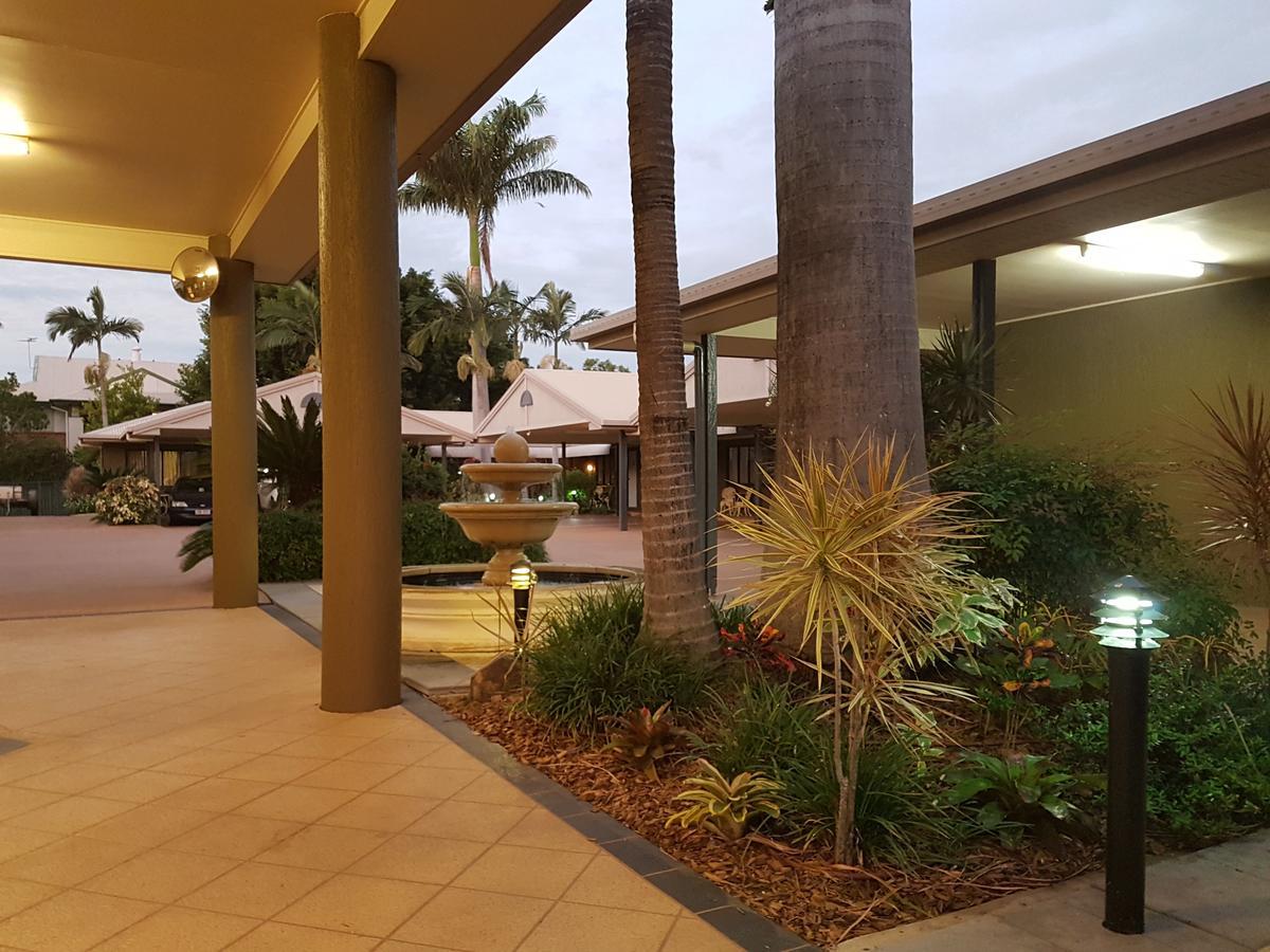 Rockhampton Palms Motor Inn エクステリア 写真
